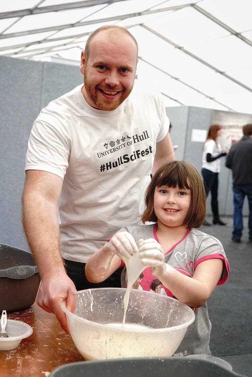 hulluniphoto's tweet photo. We hope you have a great day at #HullSciFest! There's just so much to see &amp; do!🔬🎓👍 @UniOfHull @HullUniScience https://t.co/z0HXEEzzv5
