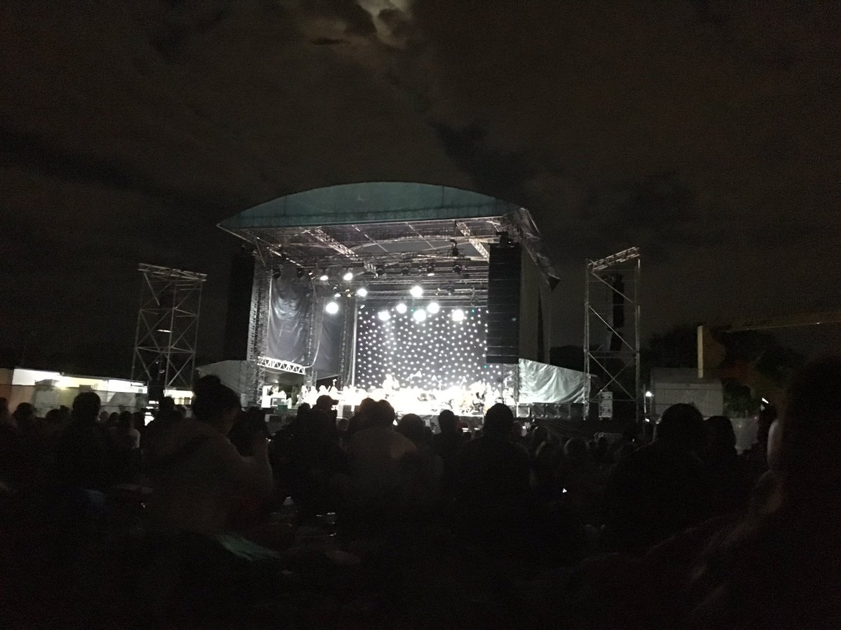 lhyziee's tweet image. Don't care about the cold... @ParraPark #SSOatParrapark #7live