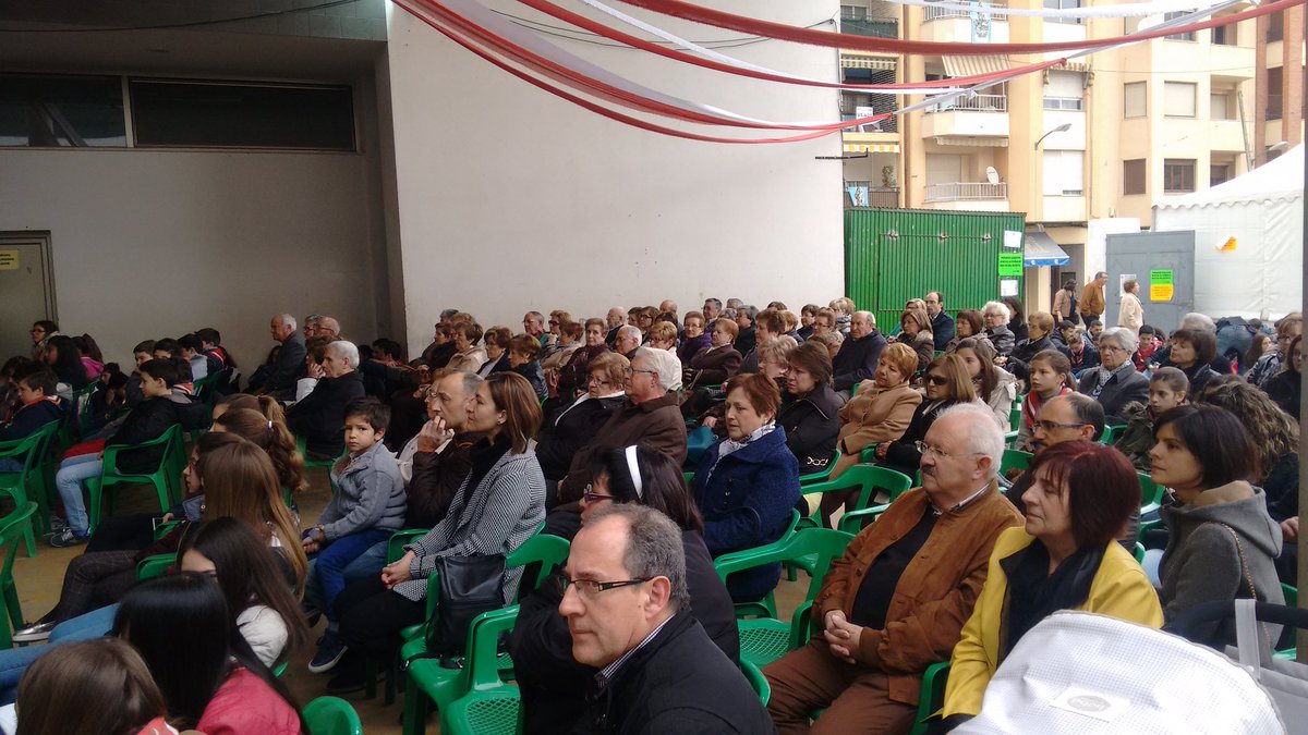JSantJosep's tweet photo. Ara al pati Eucaristía de campanya al nostre patró. #FallesJSJ16 #SantJosep https://t.co/DfqHBs06c6