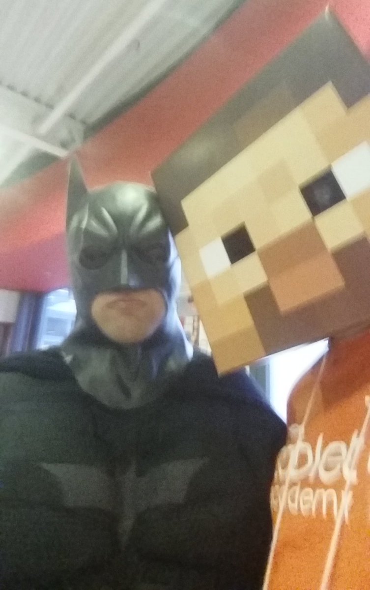 clcsimon's tweet photo. It's Super hero #selfie challenge today at @EducationShow. I wonder who else I'll bump in to 😃 #EdShow16 #edshowchat https://t.co/w2uRZDHUon