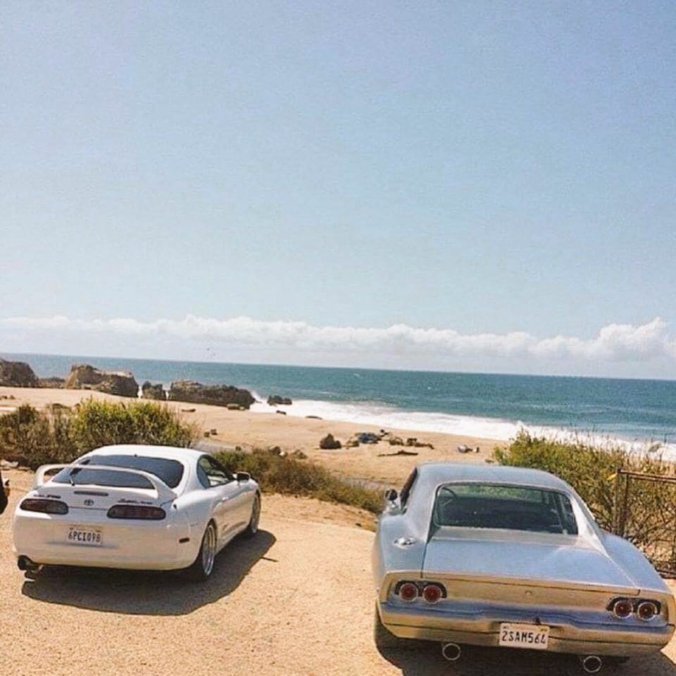 mora_tracey's tweet photo. #Westcoast #wintertoydrive #Roww #carporn #caligirl #Roww #Dogood #stayhumble #payitforward #goodwill #bekind https://t.co/wnLCkuG0WA