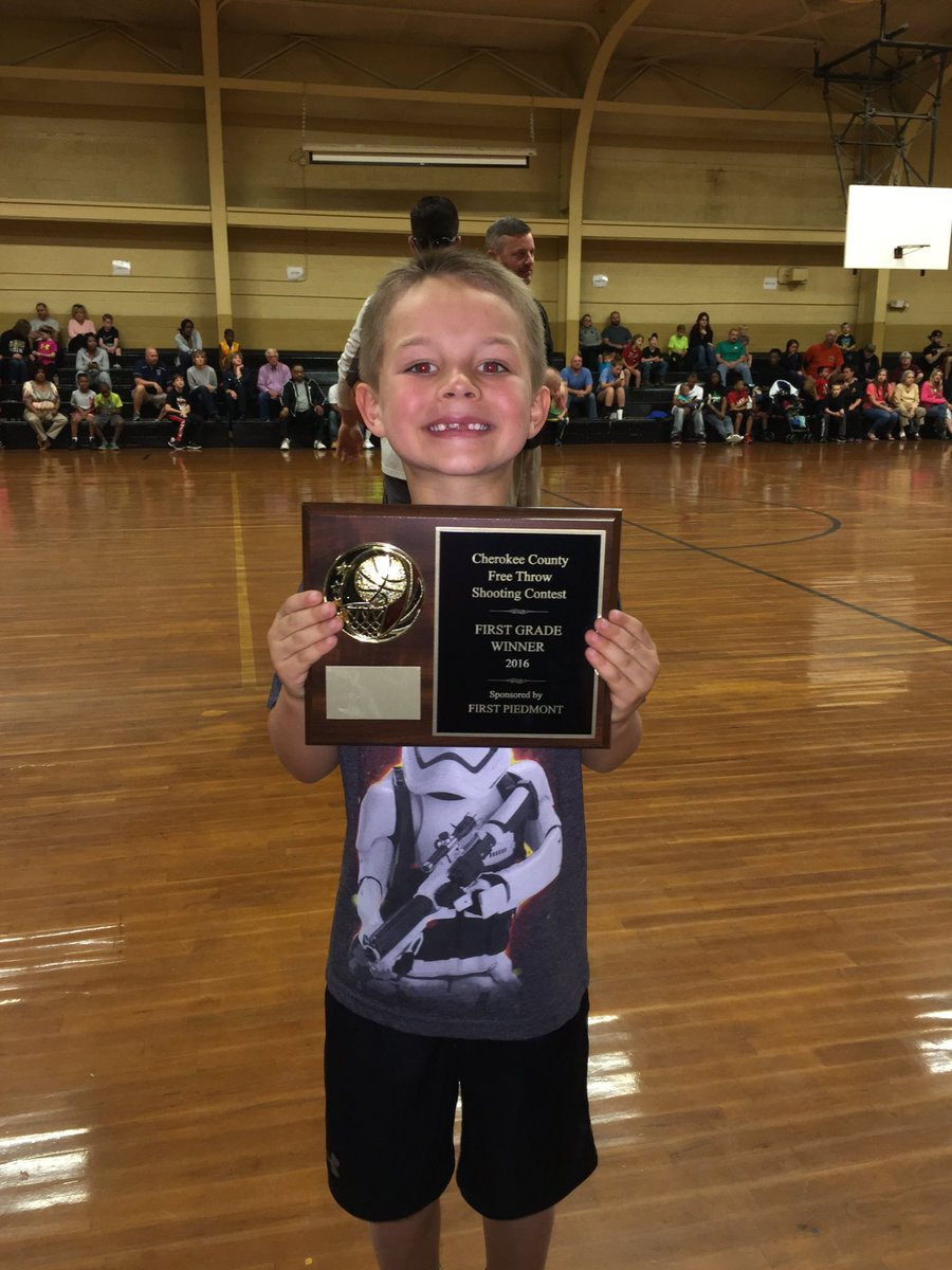 jasonbmcswain's tweet photo. Cherokee County Free Throw Champion-First Grade! #Jonahbug #MyBoy #ProudDaddy https://t.co/FpHfqKp0Rq