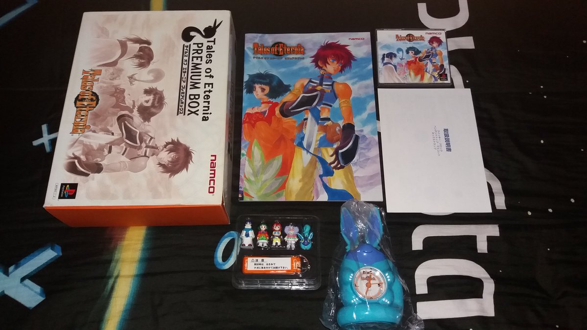 ChuckAileron's tweet photo. Al fin llegó a mis manos el Tales of Eternia Premium Box (PS1). Es hermoso ಥ⌣ಥ https://t.co/GjDNoFcFfx