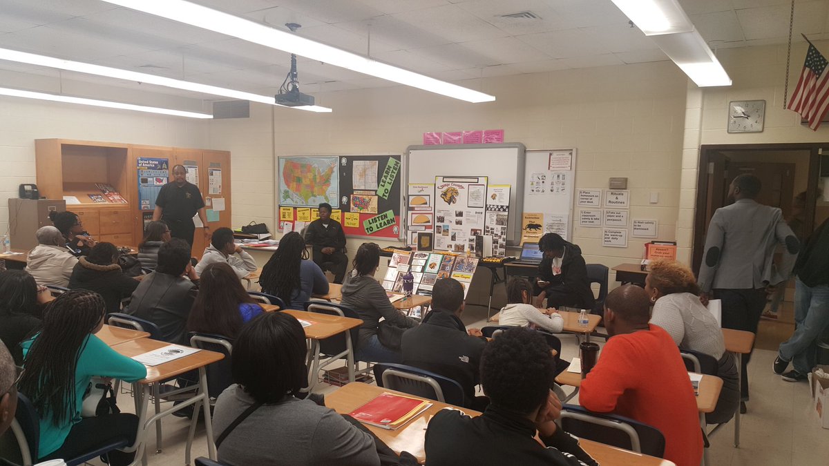 fossett_e's tweet photo. District 9 High School Showcase
was a huge Success https://t.co/1E8DccXUR9
