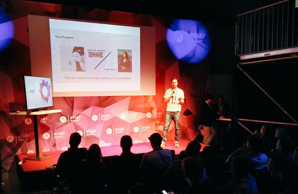 startstoriesde's tweet photo. #Startup #Pitch von @gowydr auf der @START_Summit Konferenz #startsummit https://t.co/XFvJMfYPX6