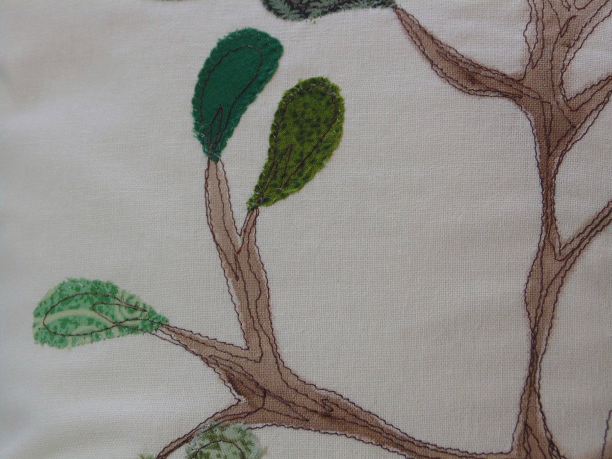 NancyEllenSt's tweet photo. Decorative Autumn pillow, hand painted tree pillow, complete pillow inse… https://t.co/O3gPpvGpCp #Etsy #TreePillow https://t.co/4A185Y9Dva