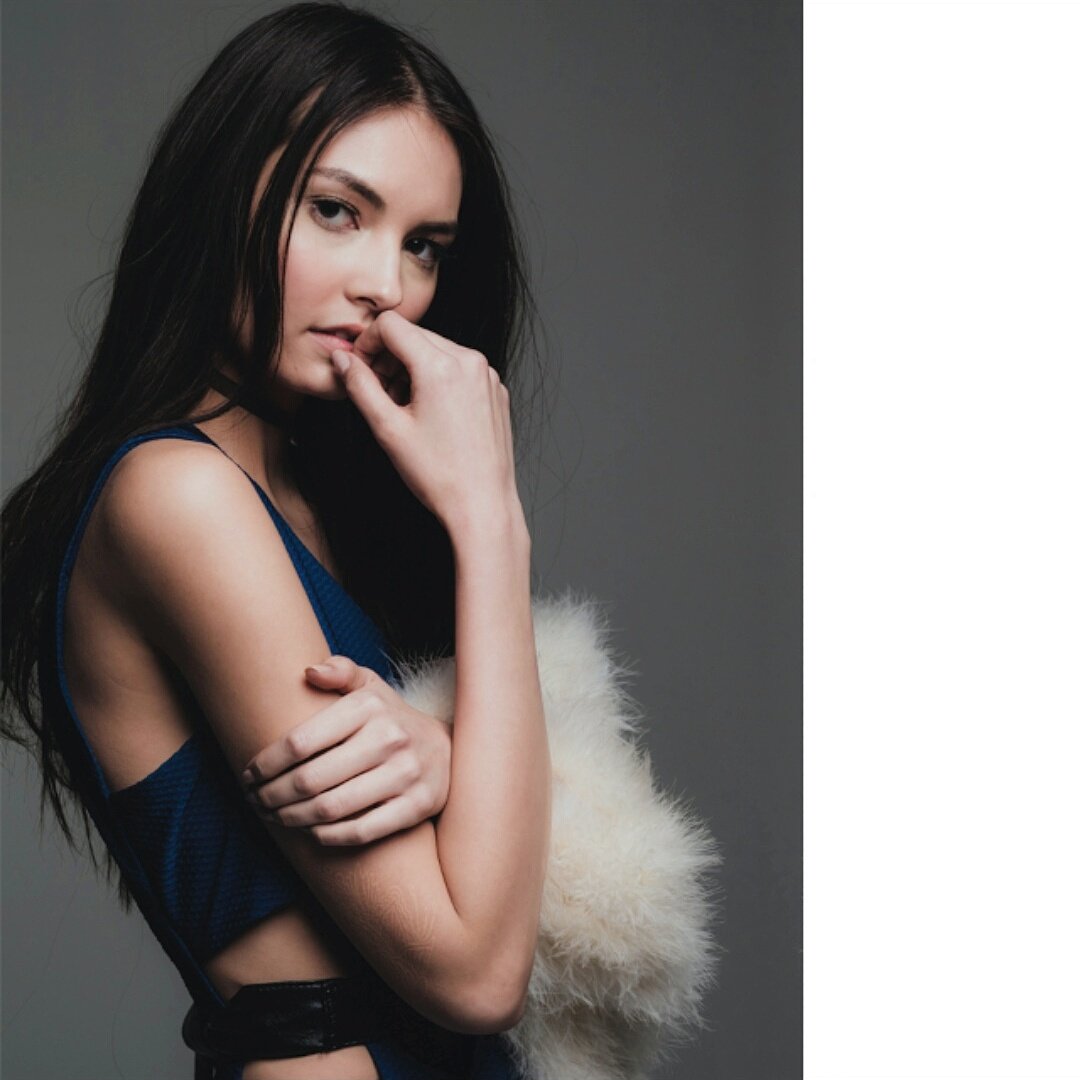 designerdanhta's tweet photo. Model Sydney in LOOK 08 from #danhta Resort 2016 Collection https://t.co/BrWt2SRY77