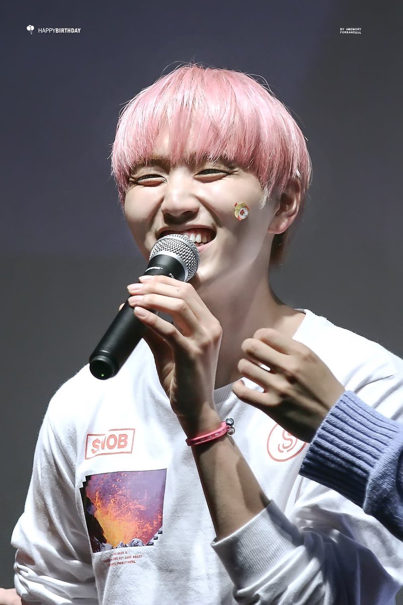 0814memory's tweet photo. 산도리가나타났다🐣✨ 진심으로 생일축하해요🎂💕 @SANDEUL920320 #HAPPYSANDEULDAY https://t.co/N9Oqs76KJN