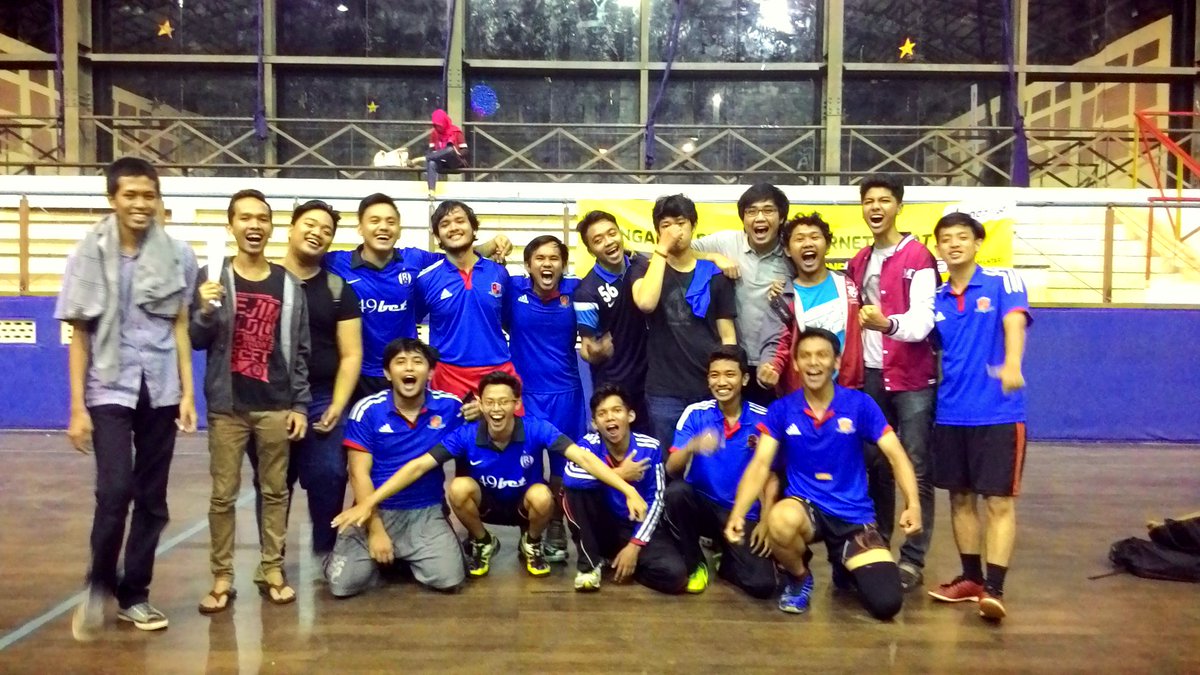 Manajemen IPB 2012 tweet media