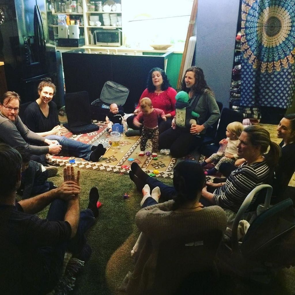BreadandYoga's tweet photo. #eliminationcommunication class with @capricecorona going on right now. #breadandyoga #inw… https://t.co/lKAX1W81wF https://t.co/bd94B5II8j