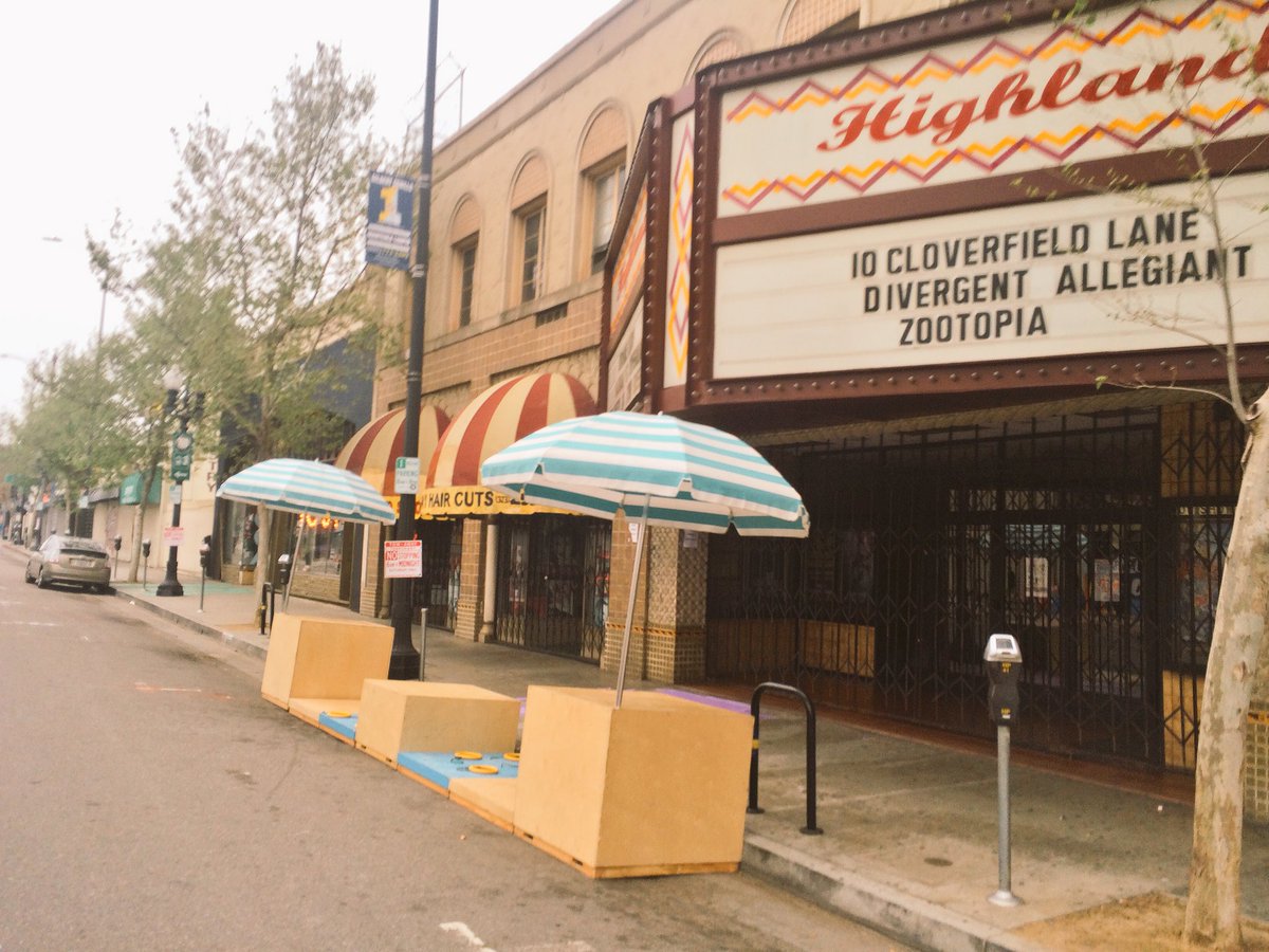fig4all's tweet photo. No parking, just parklets. #FigJamLA https://t.co/XtJ60eBZFN