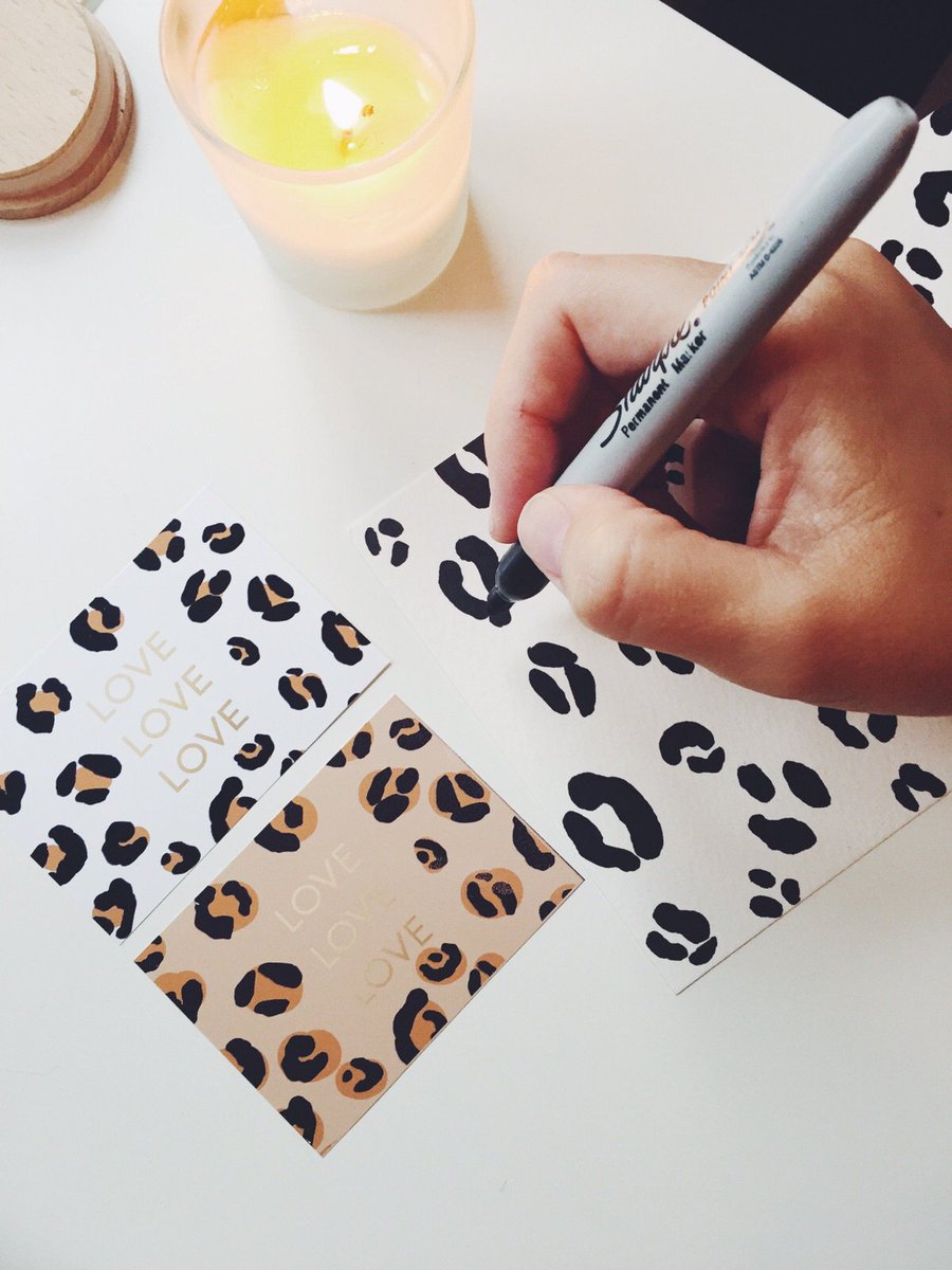 CJDesignspaper's tweet image. Because handmade is the best. #fashionblogger #design etsy.me/21AGy9Z