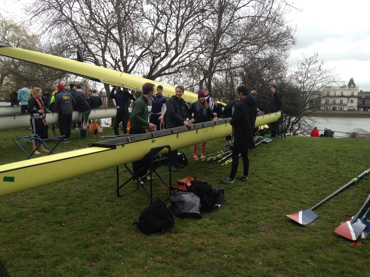 CuthsBC's tweet photo. Rigging up, crew champing at the bit to get out on the water #HORR #yeahcuths https://t.co/iPmWojUdFU