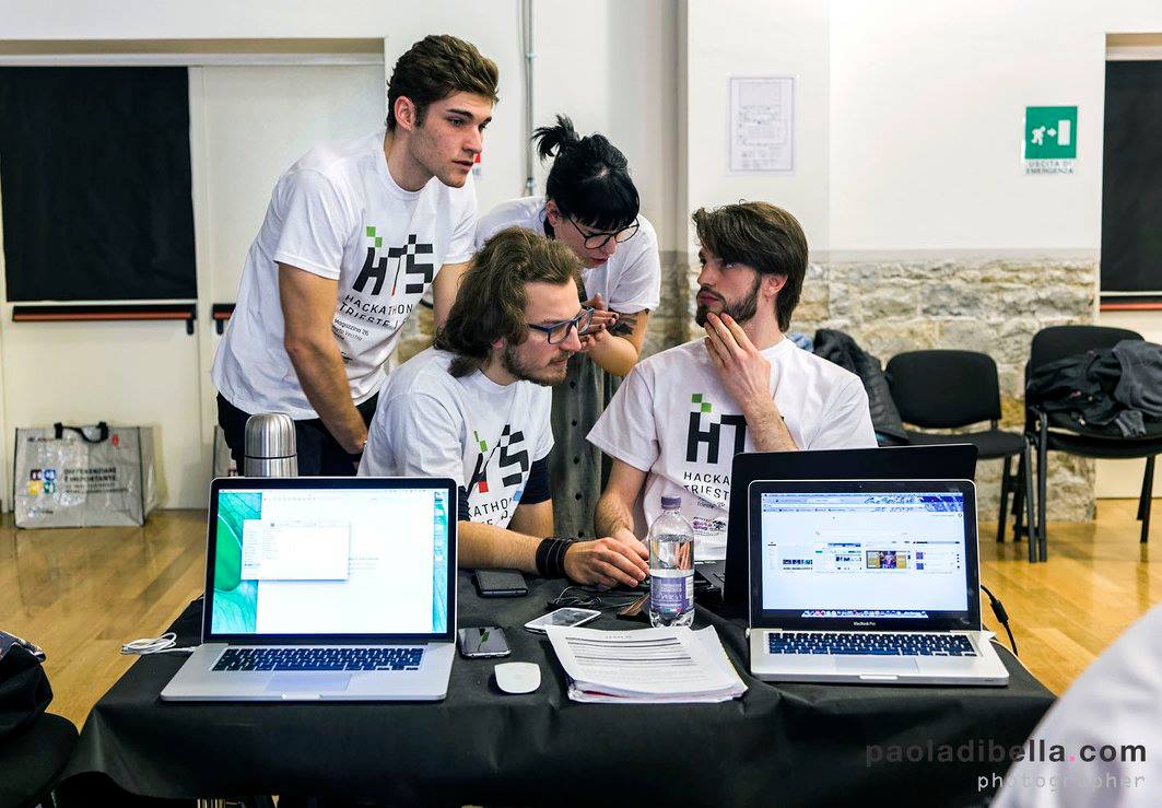 #HackathonTS è iniziato: 27 ore no-stop di progettazione!
Foto di: <a href="/paolajpg/">Paola Di Bella</a>
#isiafirenze #design #trieste