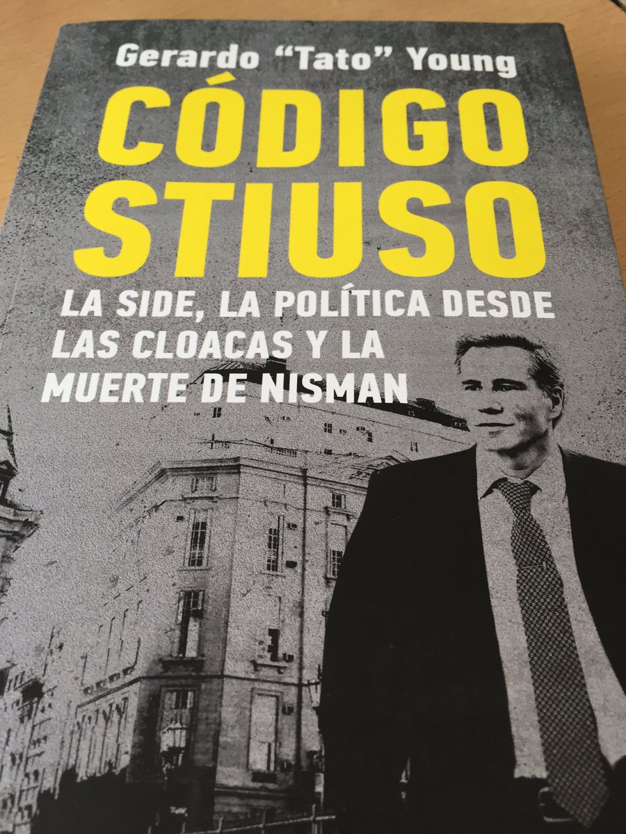 finomartinez's tweet photo. Lectura matinal #CodigoStiuso @eltatoyoung https://t.co/dXLEvzFRKJ