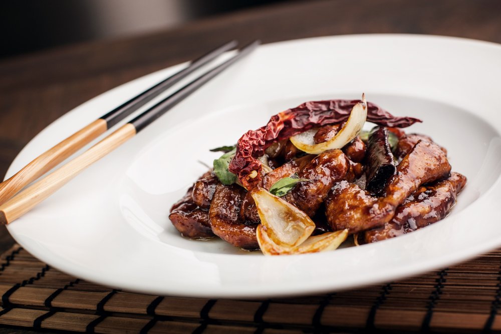 LCAPRG's tweet image. #Asian# Temple a báječná jídla z #woku#! Stůl si můžete jednoduše rezervovat online: asiantemple.cz/rezervace/?lan…