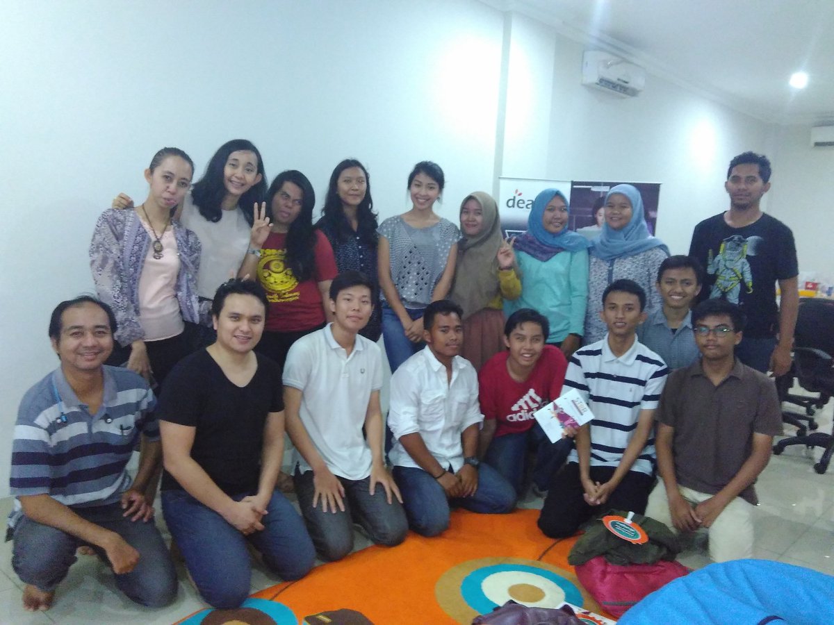 annisapufa's tweet photo. First session of STAR @IDstudentjob welcome to the club! https://t.co/u805fNqHrM