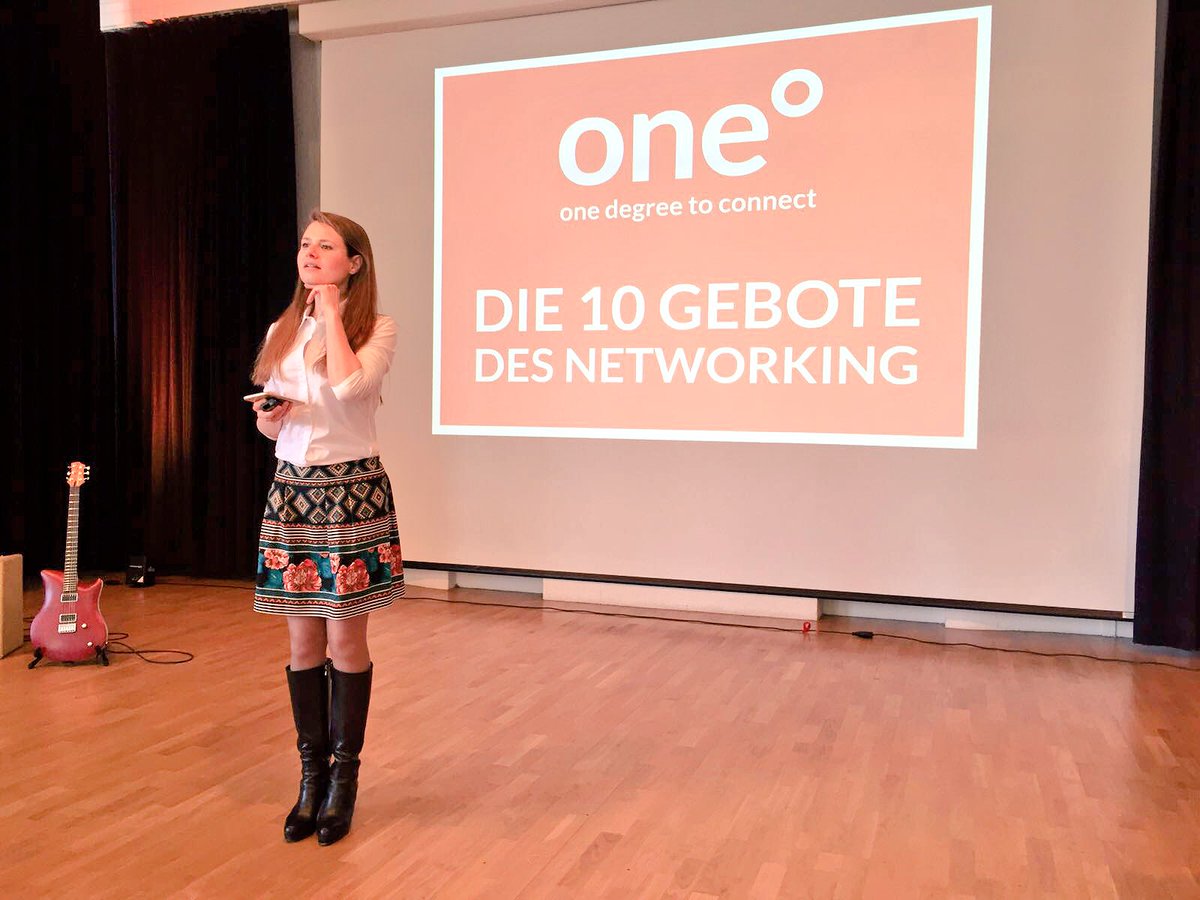 jfab_relations's tweet image. Merci #quer16 guests for a fun #networkingWorkshop! Don&apos;t forget to #followUp now, and #addvalue 😉 And merci @kupfi!