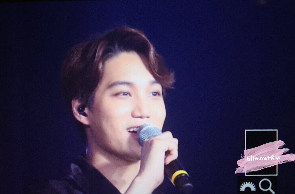 GLIMMER_KAI's tweet photo. 160319 The EXO'luXion in Seoul 😭😭😭😭😭😭😭😭 https://t.co/4Vrp3whIcx