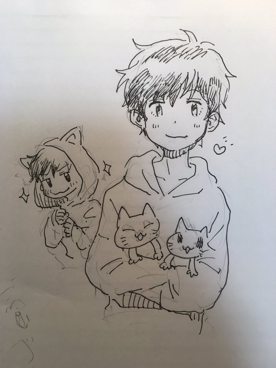 ぬこパーカーでいっちーにかまってもらいたい長男。 