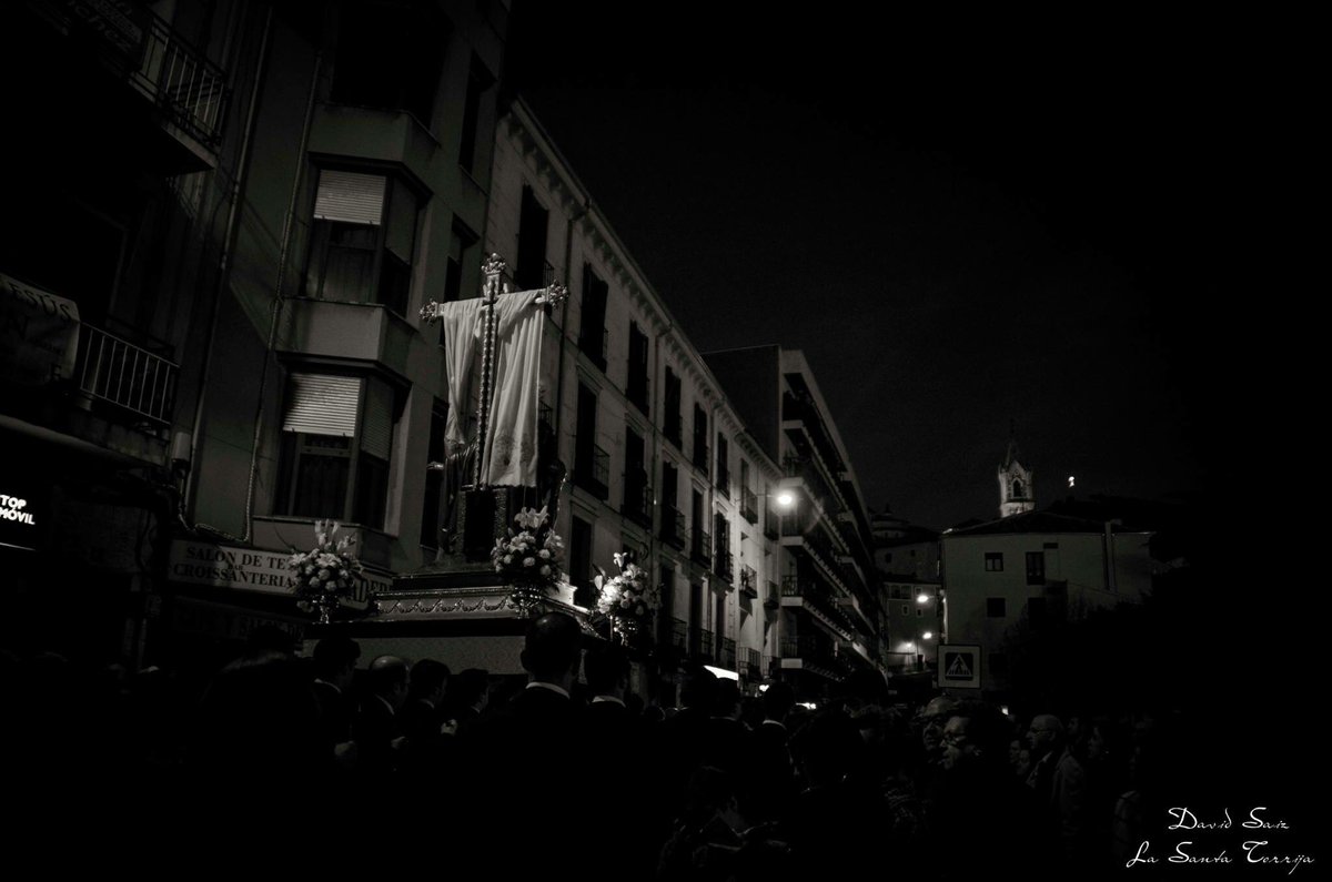 Si la lluvia nos da una tregua, hoy podremos disfrutar de Nuestra Señora de las Angustias. (40 días-40 fotos)