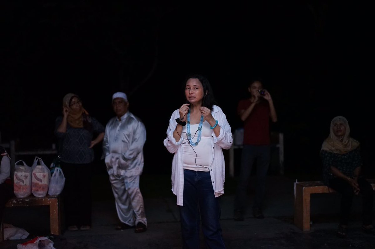 cerahasia's tweet photo. Animah talked about the reason for Earth Hour and CERAH #EarthHour https://t.co/ufA3NkZxau