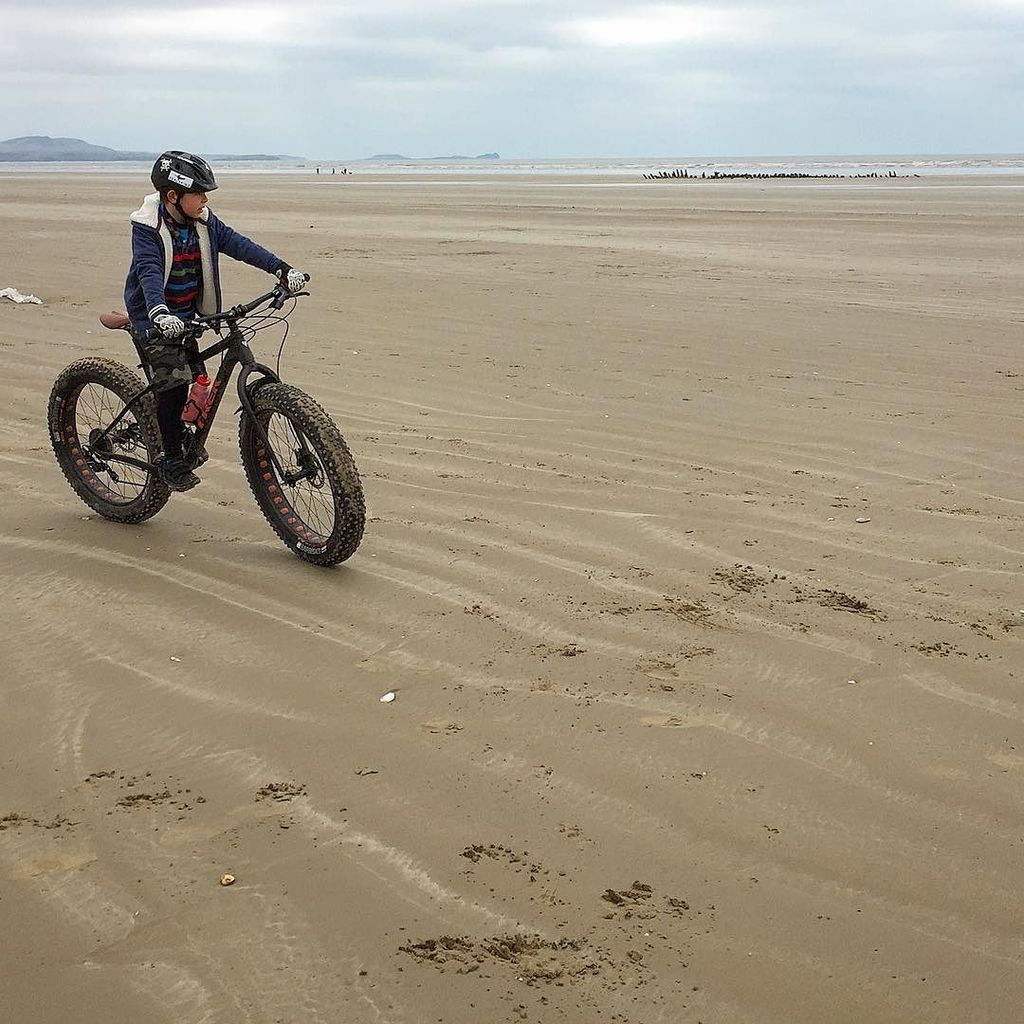 TuttoMTB's tweet photo. allmtnbiker / Course rekkie @battleonthebeach #battleonthebeach #trek #trekfarley #fatmtb #fatbike #mtb #beachrace … https://t.co/KfpDXpNqXt