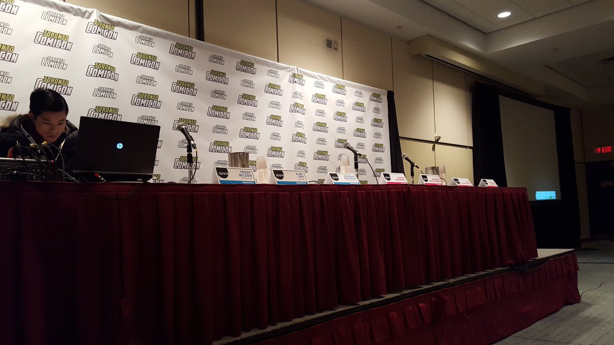 Getting ready for <a href="/Killjoys/">Killjoys</a> at <a href="/TorontoComiCon/">Toronto ComiCon</a> #TorontoComicCon <a href="/FANEXPOCANADA/">FANEXPO Canada</a>