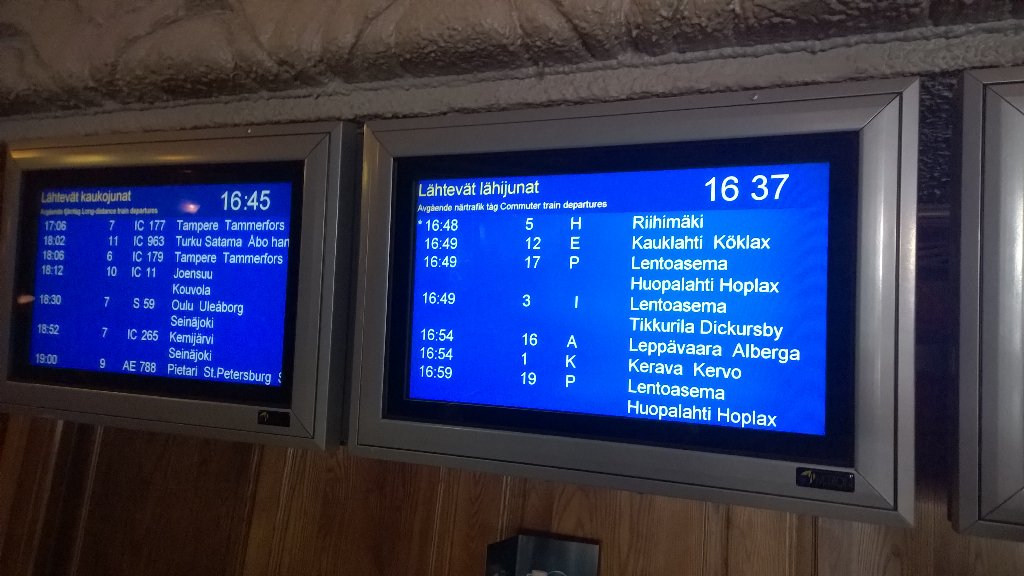putki's tweet photo. Vr se tietää ajankulun. Atomikello? #vr #pullmans #viski https://t.co/WBdz0S87ZO