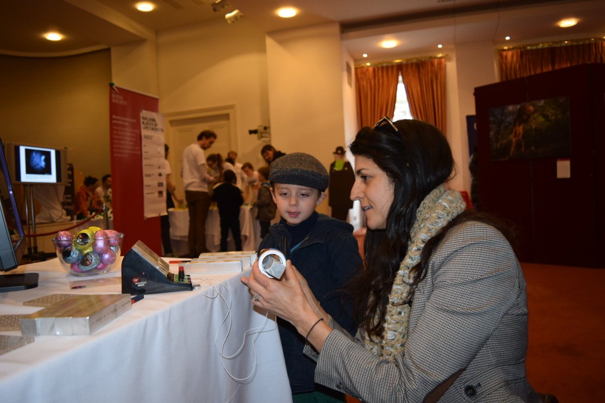 MonopoleQuest's tweet photo. Thank you everyone who visited us today @royalsociety. For more on monopoles see https://t.co/vcFdnf797J #RSBSW https://t.co/i0qZUyp3U3