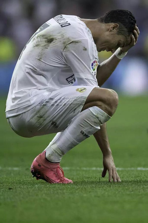 MotivacionesF's tweet photo. Uno te dirán que no eres capaz de lograrlo,pero tienes que ser fuerte y desmostrar que puedes luchar por tus sueños https://t.co/MXVcwJXWa1