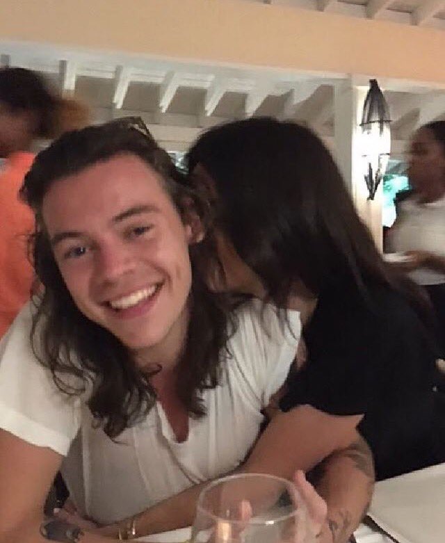 wiccaneros's tweet image. I SHIP THIS 😍