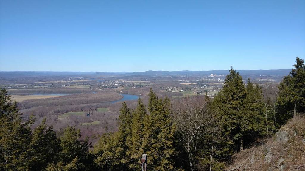 dtyler321's tweet photo. Hello there Pioneer Valley. #hewebne https://t.co/5aMETrVjqx