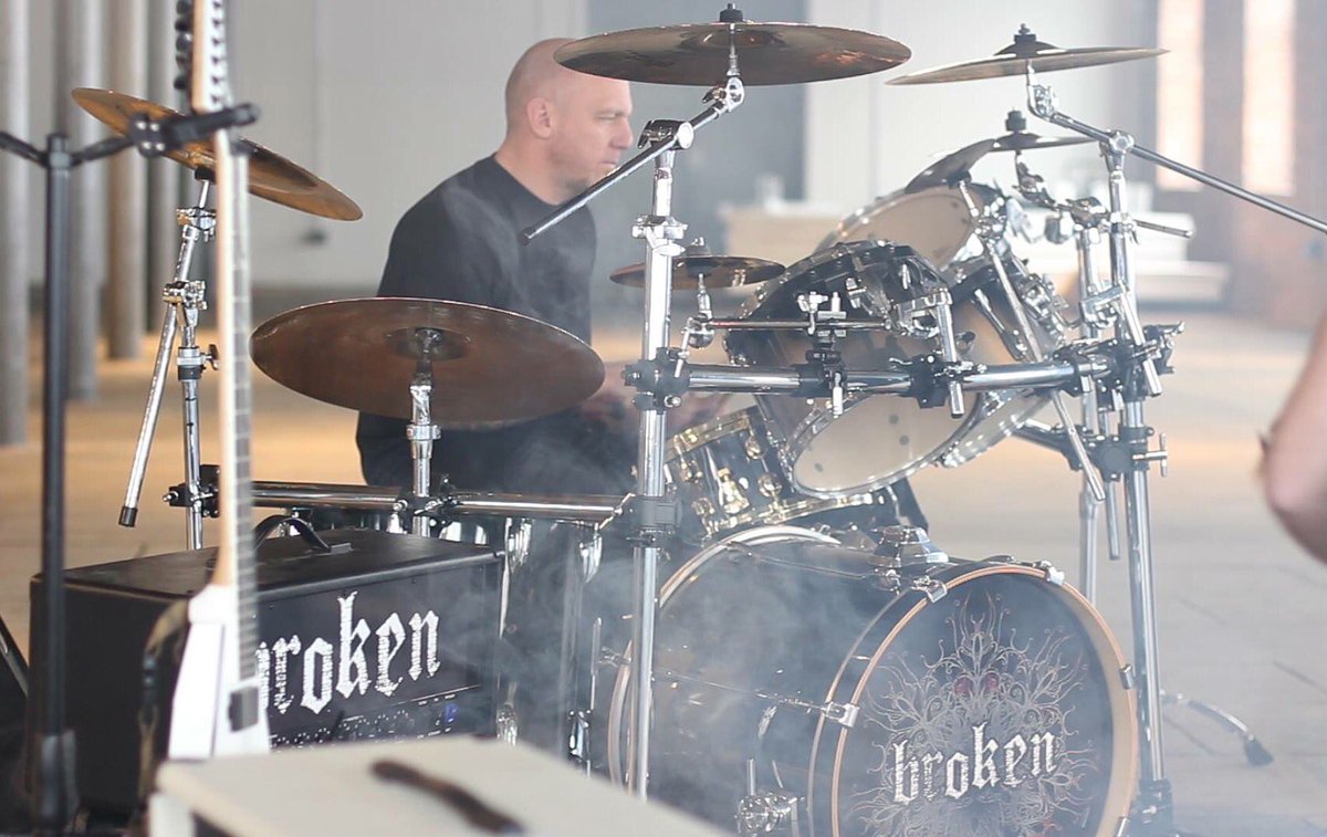BrokenGreeny's tweet photo. Me shooting video today with @BrokenOfficial_ @Danny_Gartside thanks dude! @StaggMusic @vicfirth @TAMAofficial https://t.co/lI7zkgOFcx