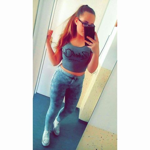 SarahhVajde's tweet photo. Bored af ! https://t.co/WsPmeIm0wF