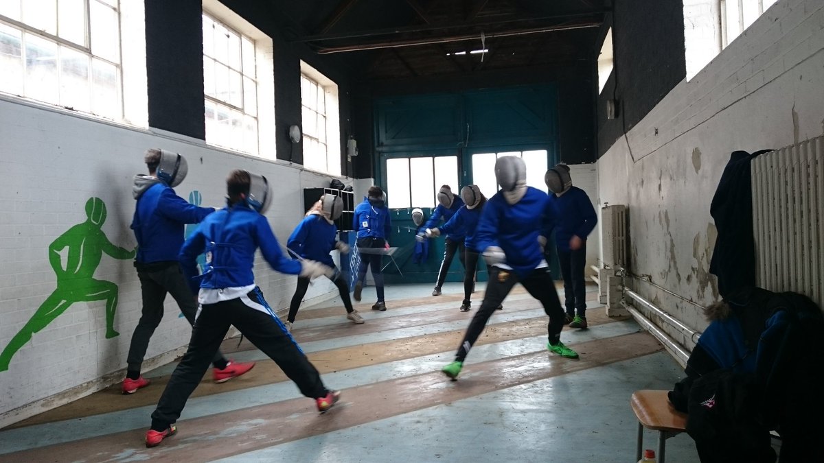 rossettPE's tweet photo. Group 3/F with a bit of fencing this aft #RST16 @Rossett https://t.co/EzywucaDBh