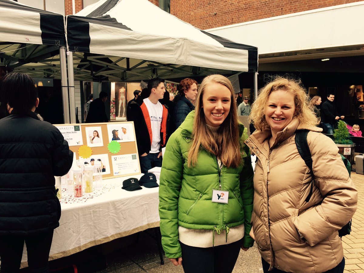 SHSEnterprise's tweet photo. Great to see @EMPIRE_shs @capacity_enterp @KateSharp18 @youngenterprise today @Kingston Trade Fair #thinkbig https://t.co/s2ZClB8aZl