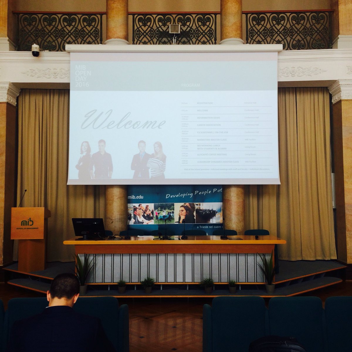 ClementeMatteo's tweet photo. Beautiful open day today at @MIBSchool with career service #marketing and #leadership lessons! A warm welcome! https://t.co/jcJfiYX1Hm