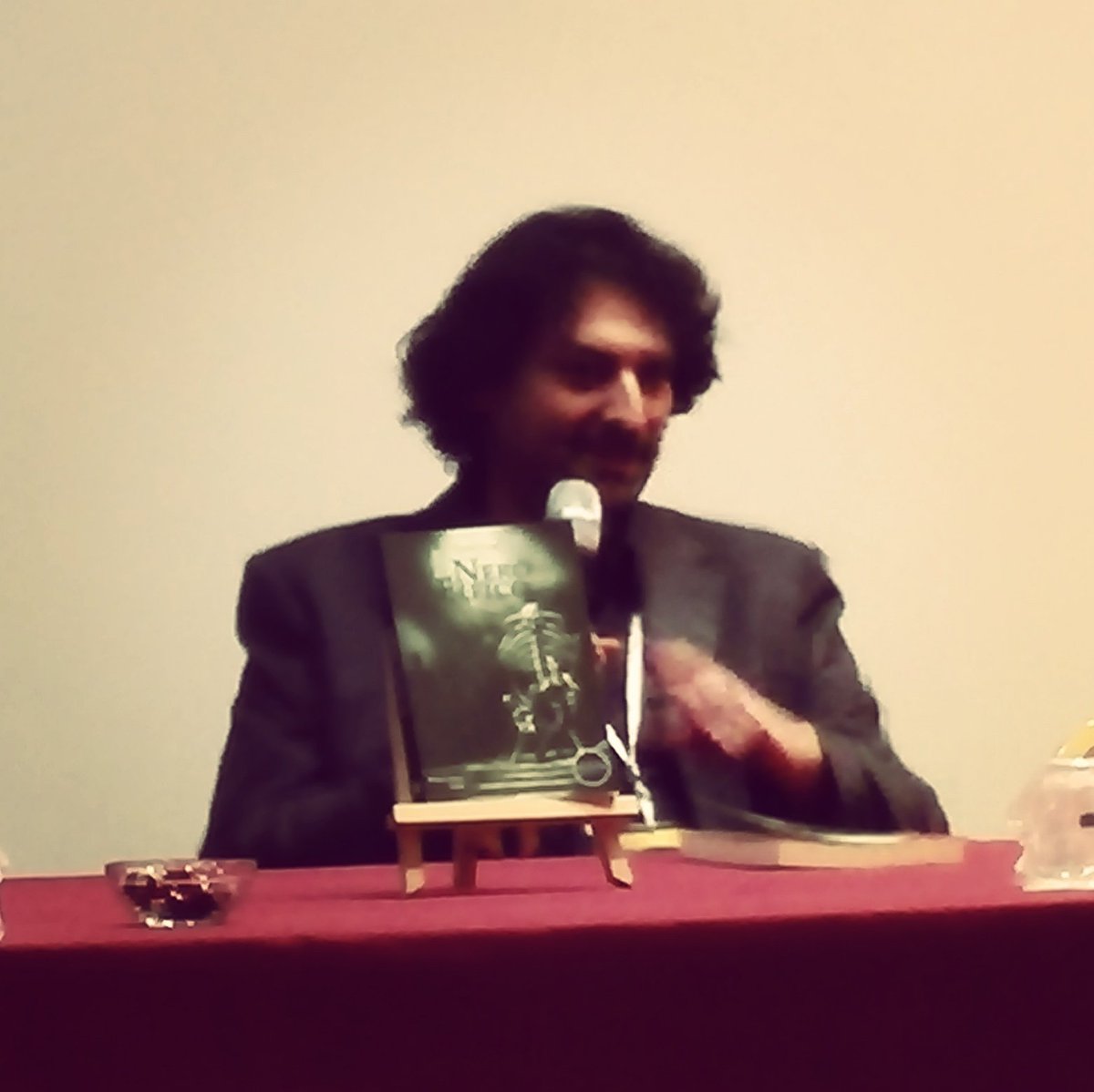 <a href="/deepcon_it/">Deepcon</a> si parla di #neroelfico <a href="/WatsonEdizioni/">Watson edizioni</a>