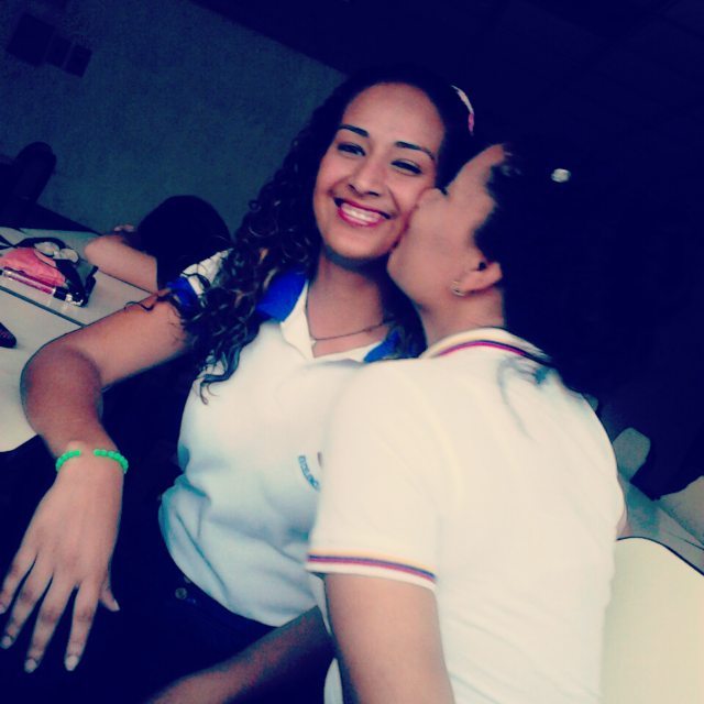 yennytorreslara's tweet photo. #Franyer.
Amigaaa. https://t.co/h8WCiglJcV
