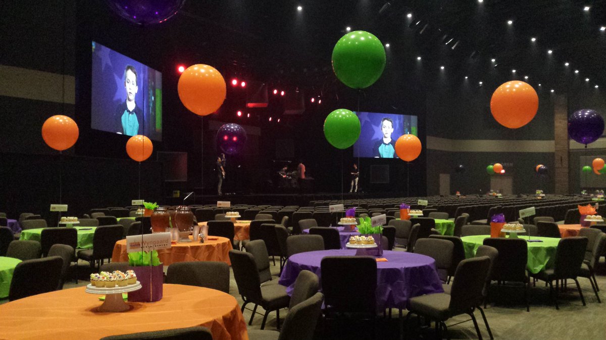 Lori Lahmann tweet media