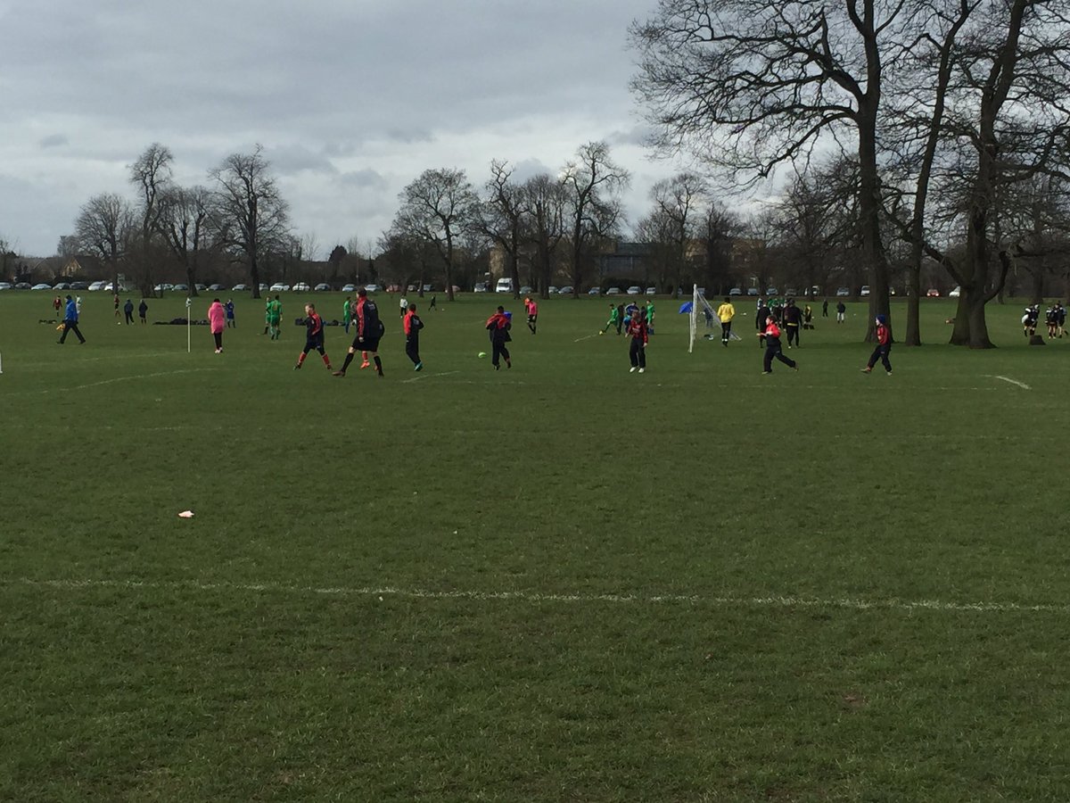 john_badham1's tweet photo. @RoneoColtsU8s &amp;U9s Looking for players of both age groups #Training @RobertClack3G Wednesday's 6:15-7:15 ⚽️💥⚽️💥 https://t.co/QjaQQ2XB1v