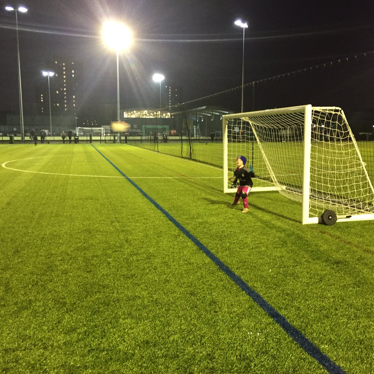<a href="/RoneoColtsU8s/">Roneo Colts U10s</a> &amp;U9s Looking for players of both age groups #Training <a href="/RobertClack3G/">Robert Clack 3G</a> Wednesday's 6:15-7:15 ⚽️💥⚽️💥