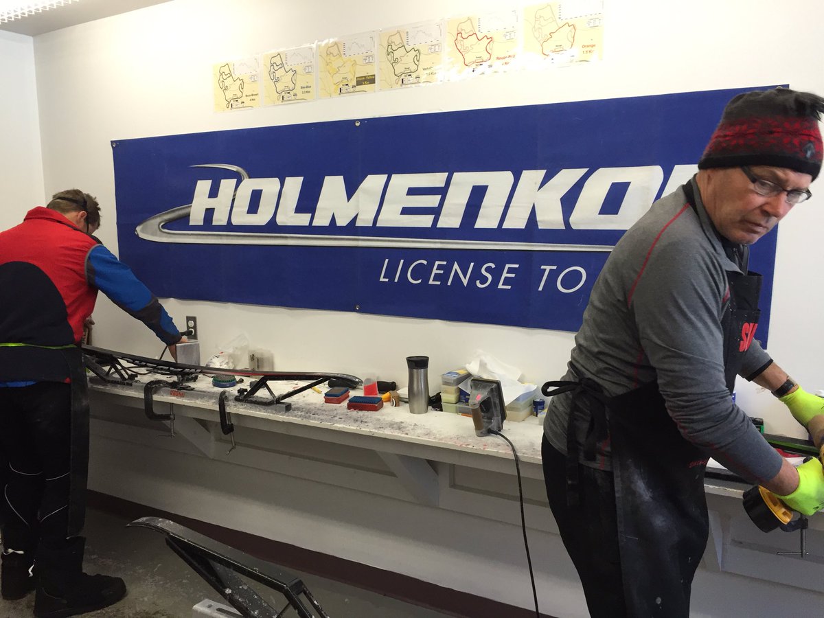 Alex_Dumond's tweet photo. Wax men making fast skis for #TeamOntario at @Biathlon2016 nationals. https://t.co/MNfVBet6XX