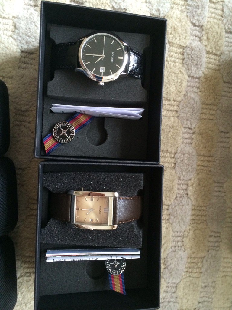 dizzysquiz's tweet photo. Thank you for these generous donations from @FinniesJeweller for the next few quizzes! https://t.co/RtqMJYE9IF