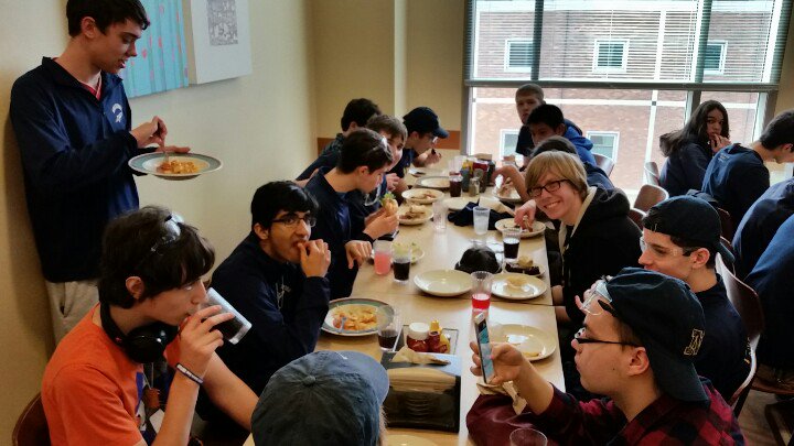 NeedhamRobotics's tweet image. All you can eat!