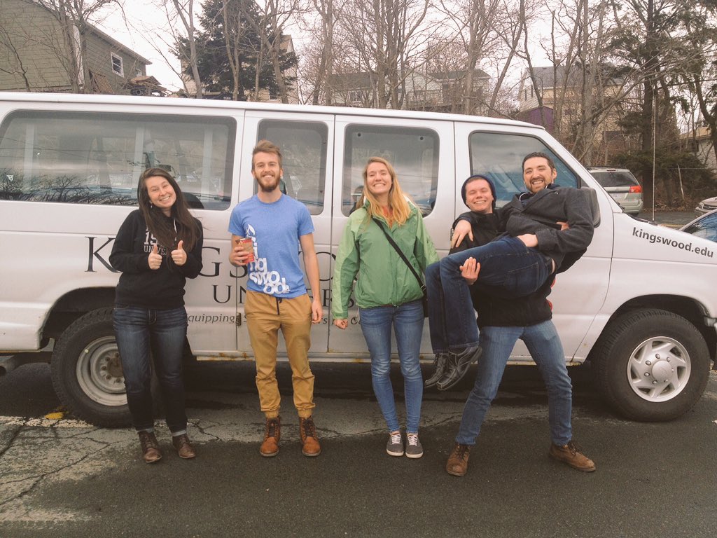 ecclesiaku's tweet photo. Look, we did an @aliveku doing an @encounterku ! #ecclesiaku #JTN2016 https://t.co/9tzLJr75wj