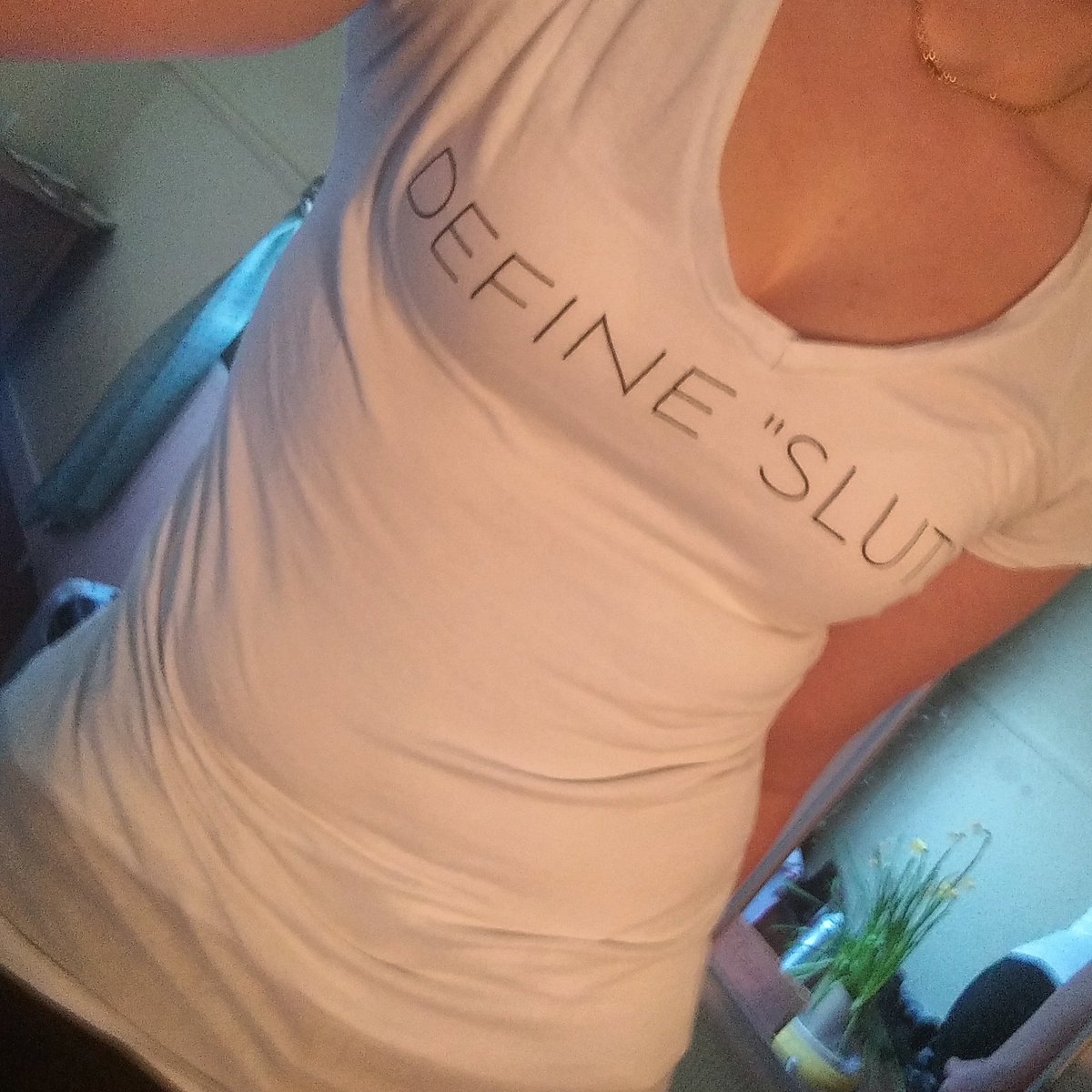 skrattgropar's tweet photo. Wearing my UnSlut Project Tee tonight, let's start some healthy conversations, @UnSlutProject π #DefineSlut #UnSlut https://t.co/4sLeC1dZCd