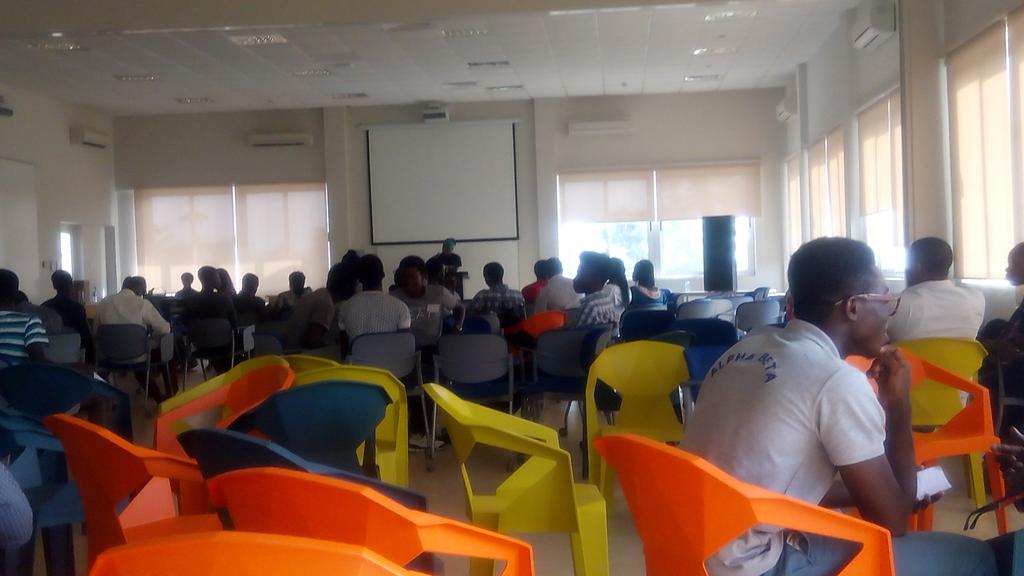 BrenesNakhone's tweet photo. A day well spent. Those unconditional sessions you can't afford to miss in 2017 #bcashesi #designthinking #vim https://t.co/ibBxsSY74P
