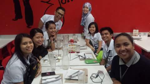 aeronchino's tweet photo. HIGHLIGHTS of my LAST DAY as a STUDENT: #PRClass #Comm6 #PapaJohns #Reconnect
T'was a fun ride. :) https://t.co/vuTskKkyl3